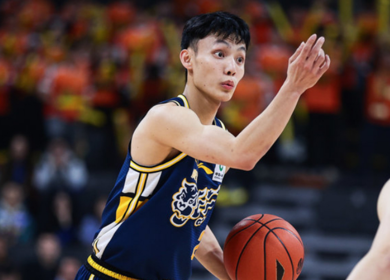 开云体育下载-CBA官宣全明星投票：徐杰超70万总票王 赵睿北区票王 周琦下滑