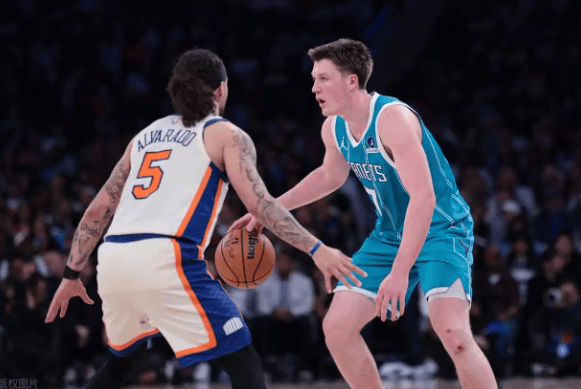 开云app-128-118！掘金胜马刺定西部格局，收官日多队悲喜交织